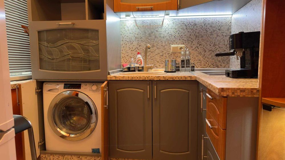 Дава се под наем Двустаен апартамент в Бургас, Сарафово - 60 кв.м за 612 € - Снимка #4