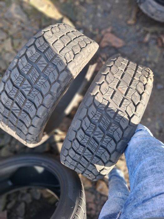 Vand 2 anvelope 225 40 18 de raliu ca noi