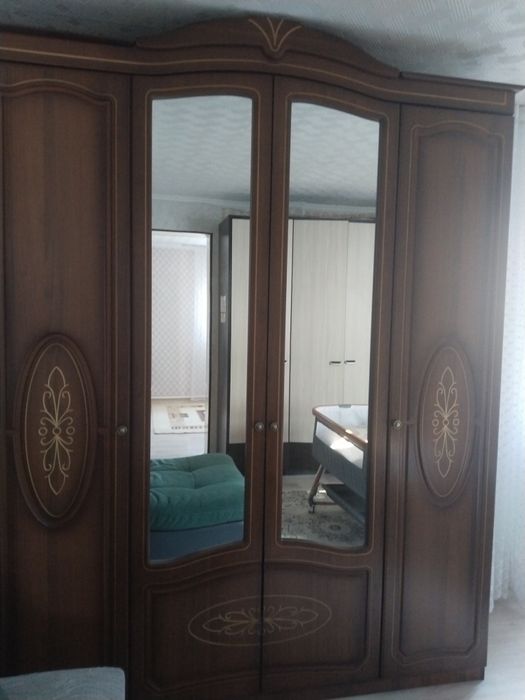 Спальный гарнитур