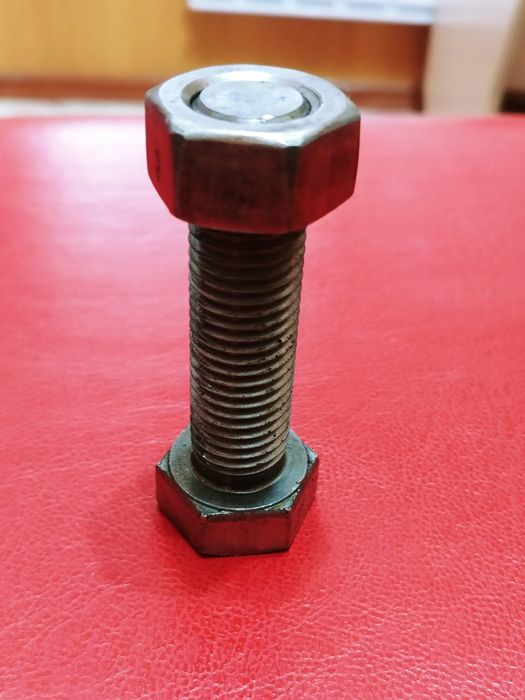 Продаю новые болты 16×60