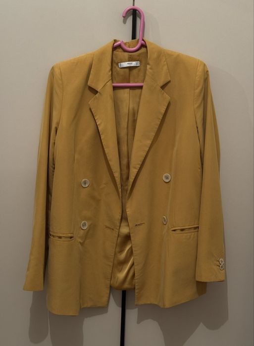 Классический/casual пиджак из Mango