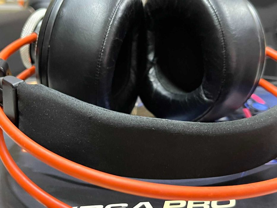 Гейминг слушалки Cougar Immersa Pro