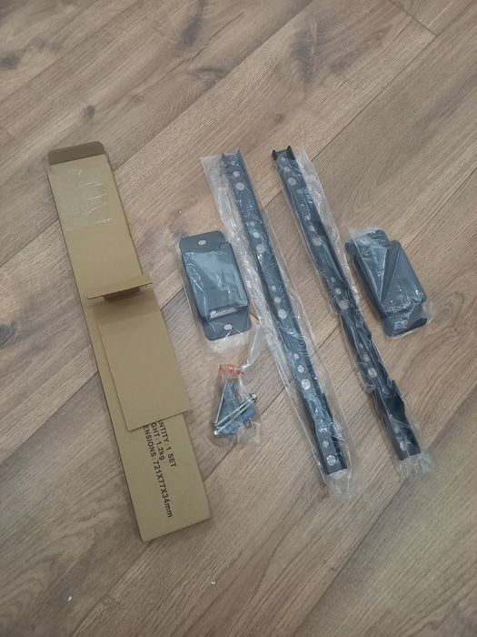 Продам кронштейн