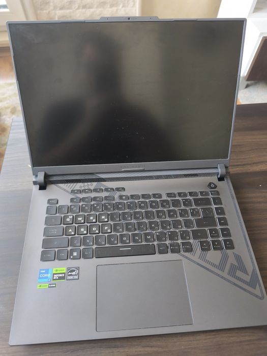 Лаптоп asus rog strix G16