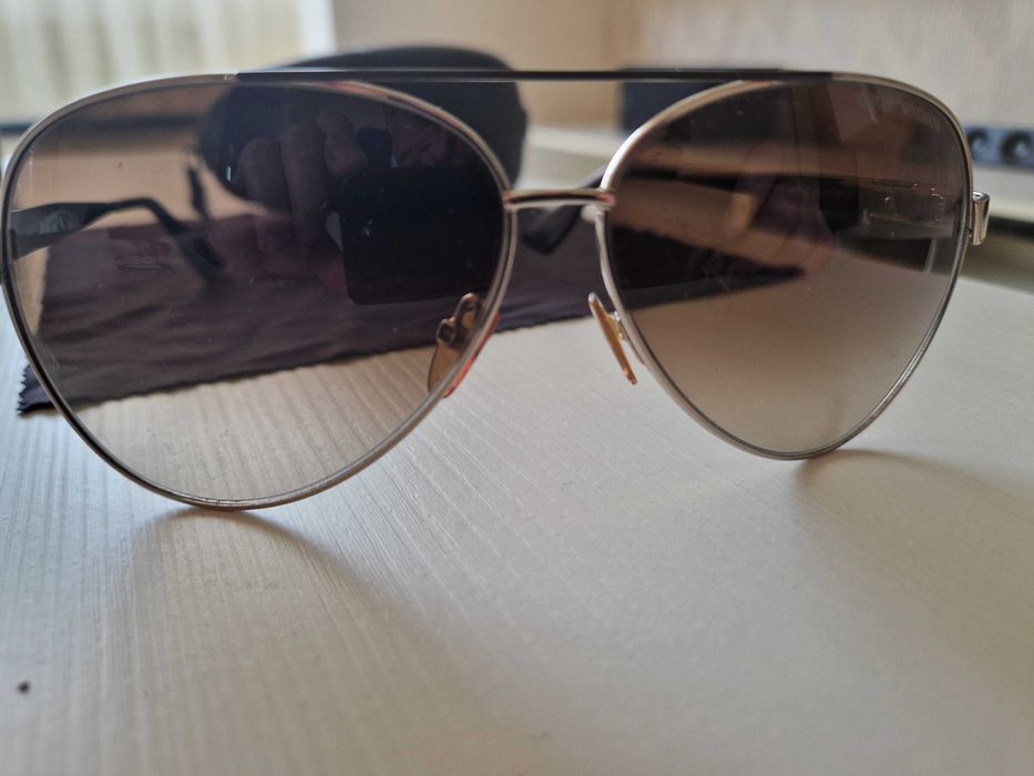 Vand ochelari de soare Emporio Armani