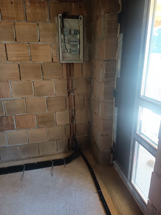 Electrician autorizat