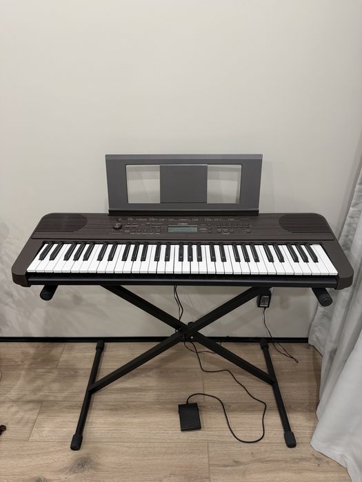 Yamaha PSR-E360DW