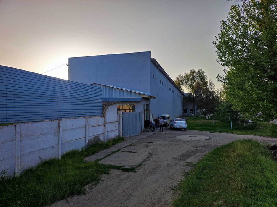 Янгиюльский район М-34 пересечение ул.Самаркандская 2.07 гек. 8437 кв.