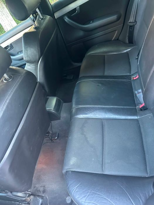 Vand Audi A4 B7 defect