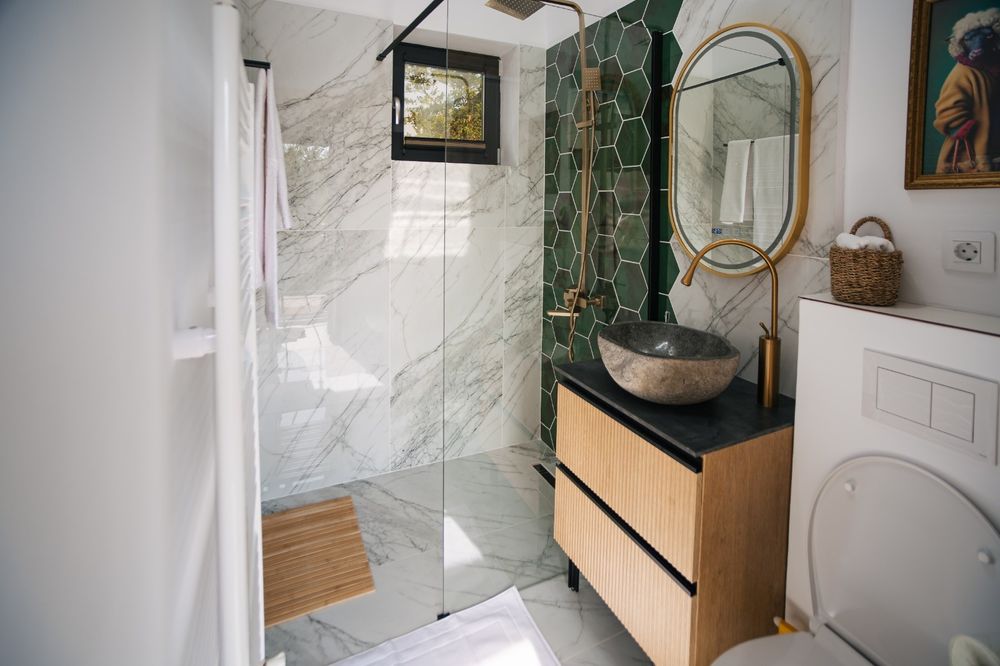 Căsuțe premium la munte + avion real în curte – Disponibile acum