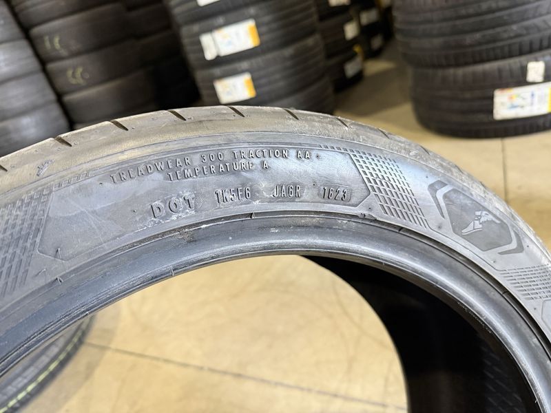 235/45/19 GOODYEAR 2бр