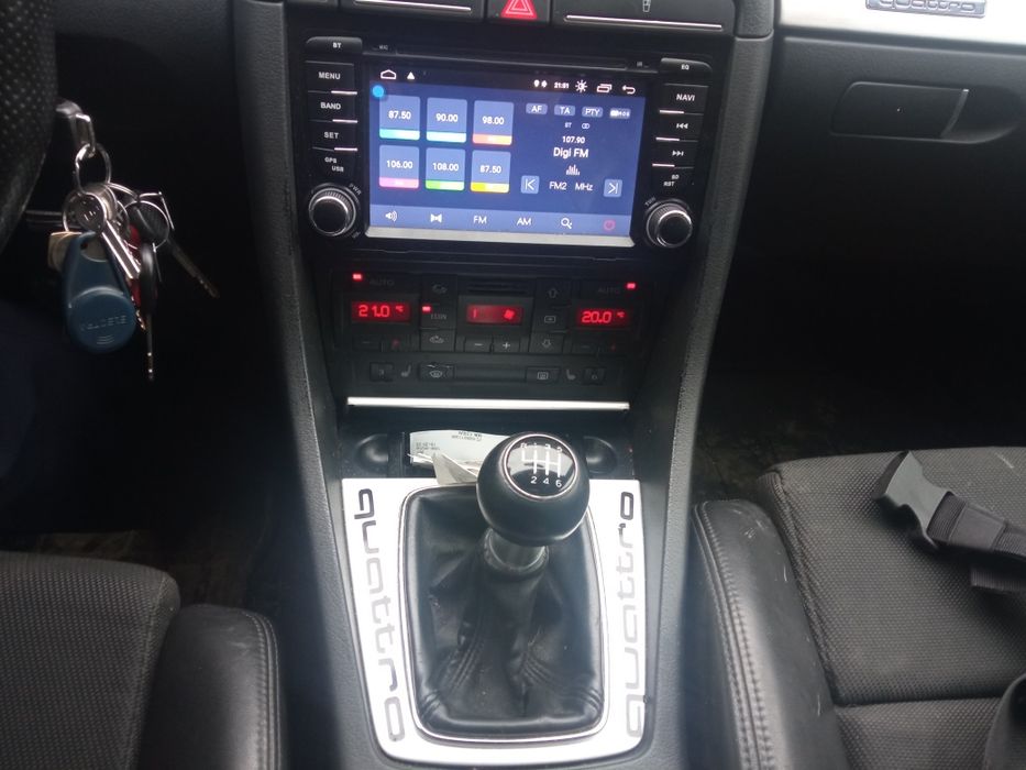 Vând Audi A4 quattro s-line