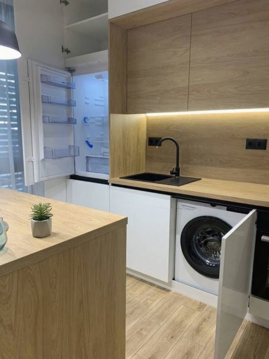 Дава се под наем Едностаен апартамент в Пловдив, Център - 44 кв.м за 408 € - Снимка #10