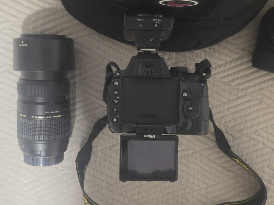 Aparat Foto Nikon D5000+obiectiv TamRom 70-300