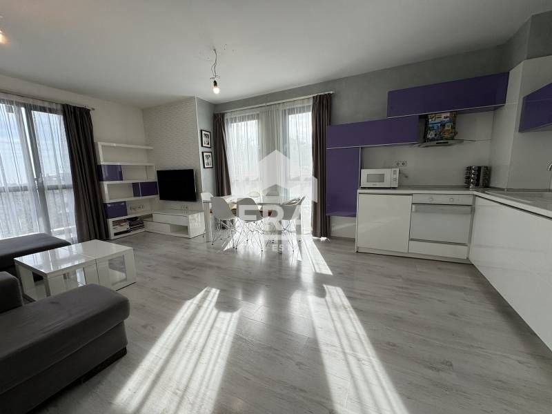 Продава се Тристаен апартамент в Варна, м-т Траката - 109 кв.м за 1217 €/кв.м - Снимка #3