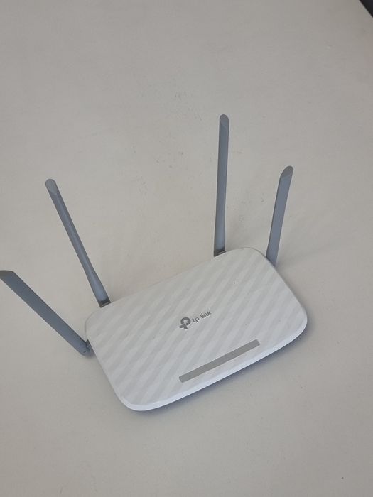 Роутер срочно продаю