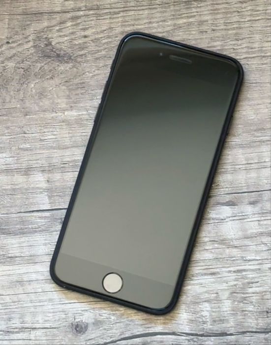 iPhone SE 2 - 128 gb, baterie 87%, stare perfecta