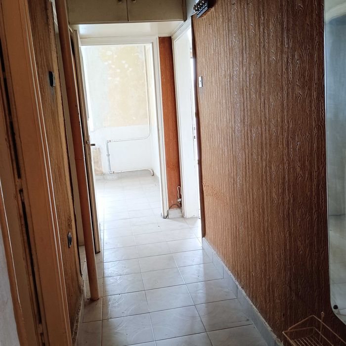 Продава се Тристаен апартамент в Плевен, Индустриална зона - 87 кв.м за 1127 €/кв.м - Снимка #2