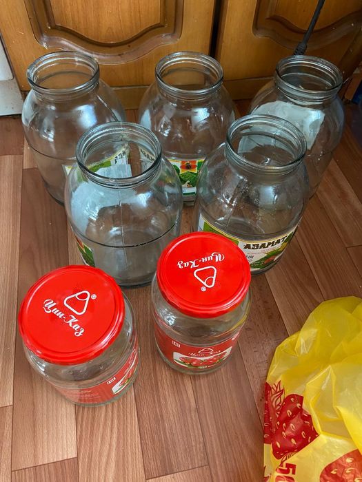 2 л банки по 160тг, 1л 100тг