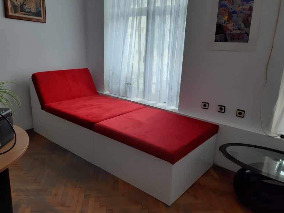 Лежанка/диван/легло по поръчка с възможност за различно приложение