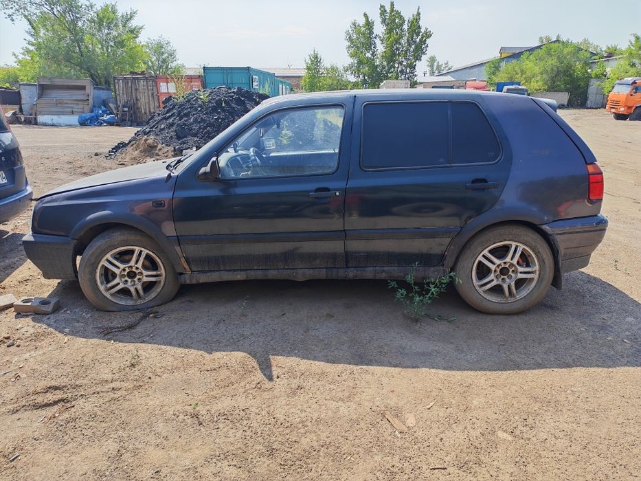 Продам VW GOLF 3