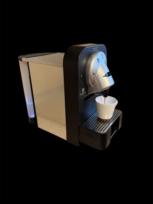 Espressor cafea Nespresso Gemini CS100 Pro - stare foarte bună + CADOU
