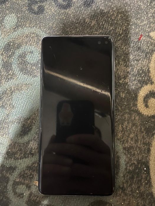 Samsung s10+ с коробкой