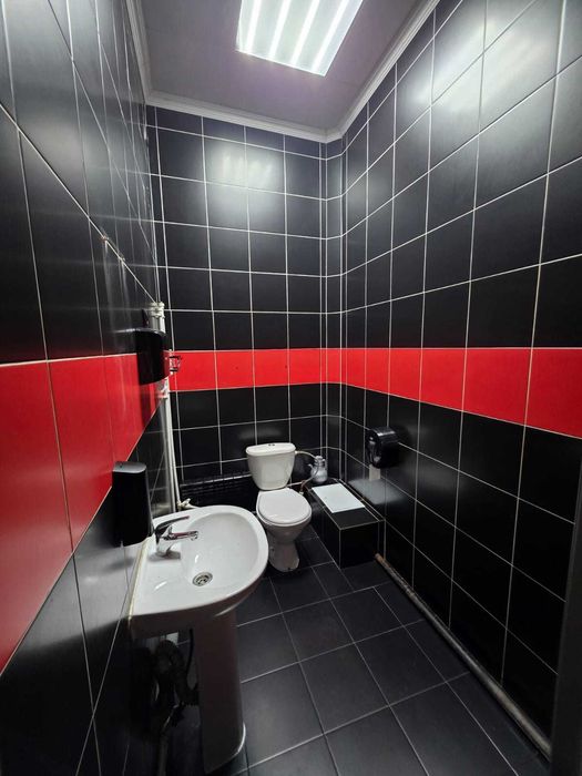Продаётся коммерческое помещение 156 м²