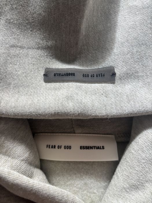 Essentials худи SP25 Metallic Logo