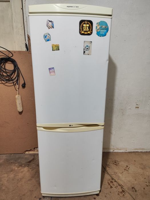 Холодильник рабочий