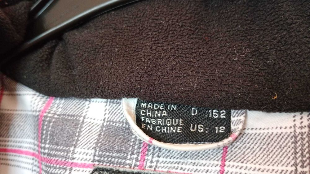 Jacheta  Killtec de ski, groasa, 11-12 ani