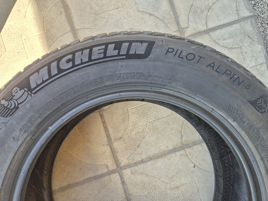 4бр.зимни гуми 215/65/17 99H Michelin  Pilot Alpin 5
