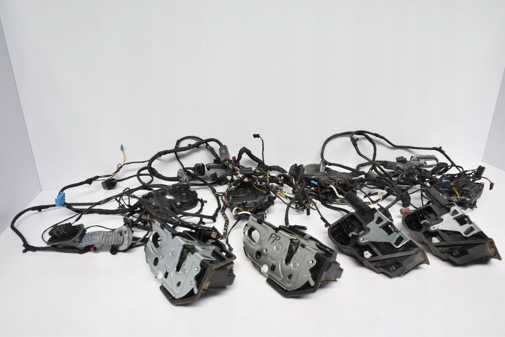 BMW F01 F02 f10 f11 брави Софт Клоус