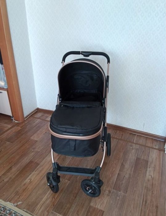 Коляска-люлька прогулочная