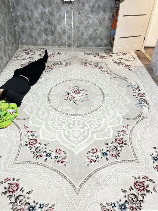 Кілем 6*4 сатылады таза ұсталғанбағасы келісімді