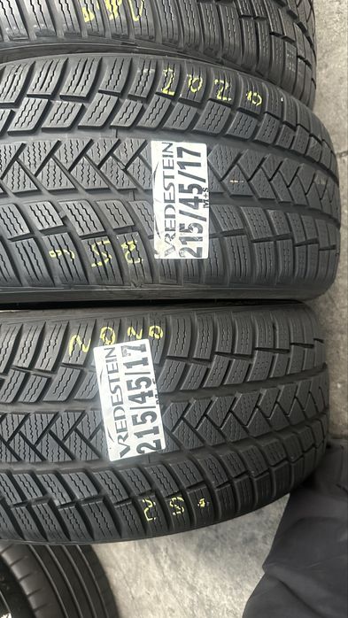 215/45/17 Vredestein M+S 2020