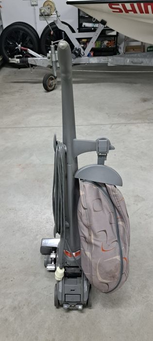 Vând aspirator Kirbi Sentria 1