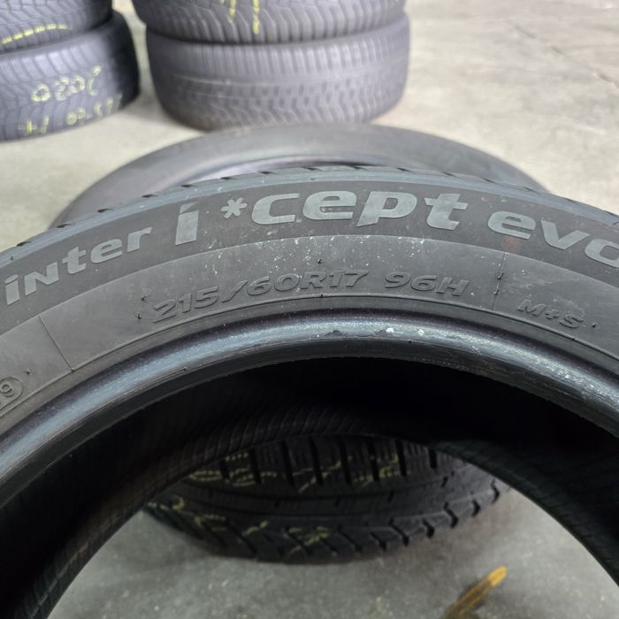 2x 215/60/17 M+S HANKOOK 2019 Stare excelentă