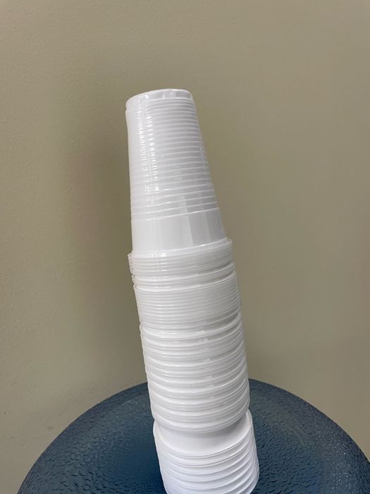 Стакан белый одноразовый