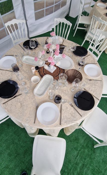 Cort evenimente  profesional de închiriat