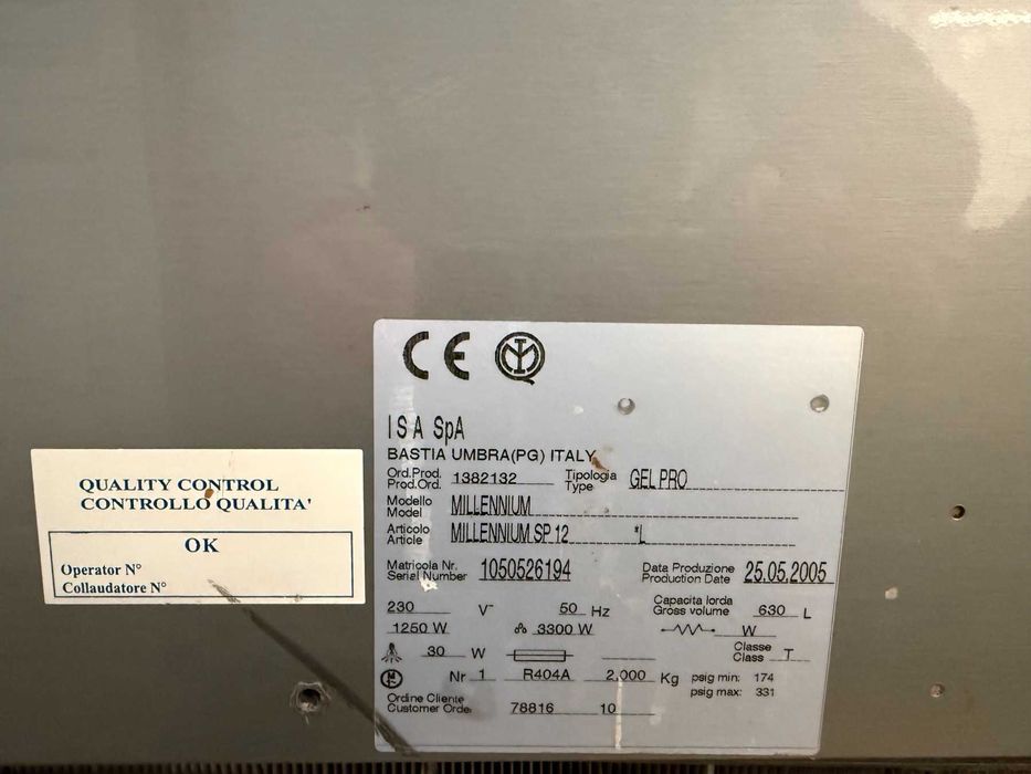 Професионални италиански витрини за сладолед в отлично състояние