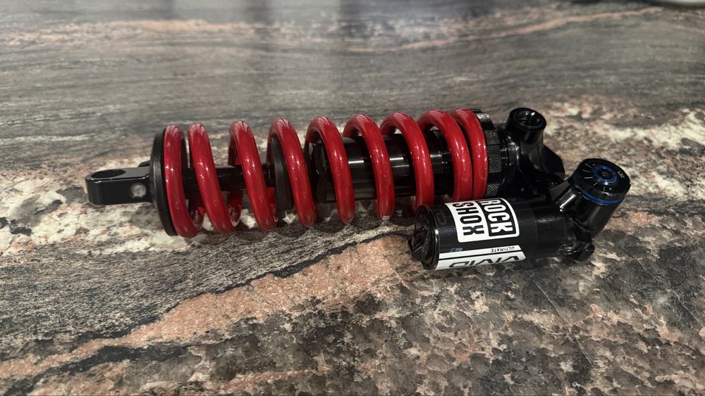 De vanzare Rockshox Vivid Ultimate Coil
