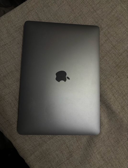 Макбук м1 новый прям