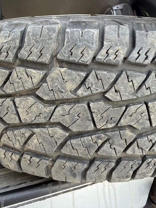 Triangle A/T (all terrain), 265/65/R17