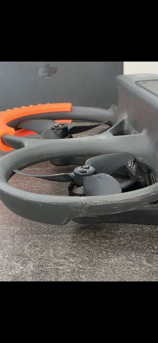Dronă Dji Avata 2