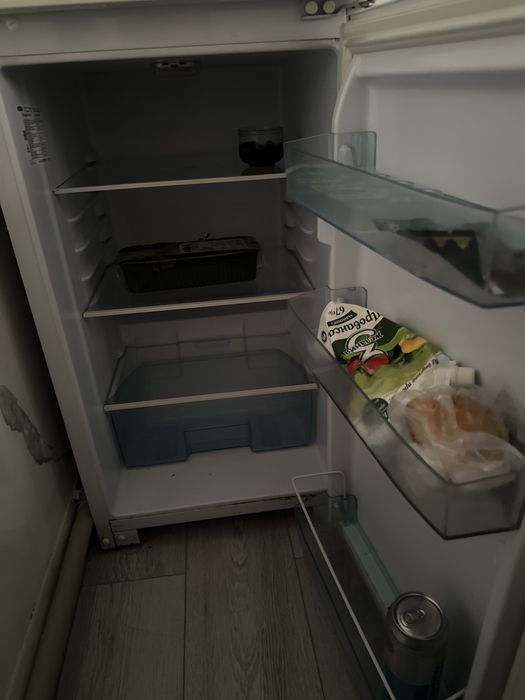 Продам мини холодильник