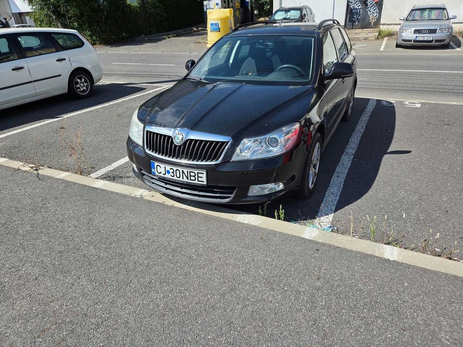 SKODA Octavia 2012 — imagine 2
