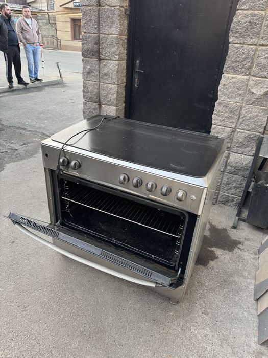 Газ плита 5 конфорок