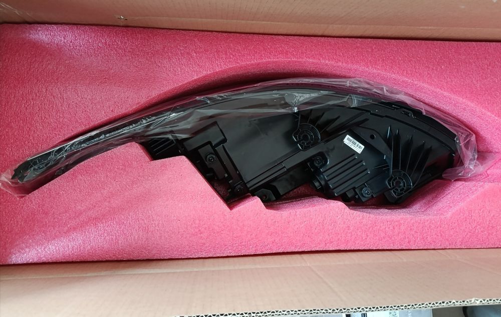 Фара передняя (лев/пра)