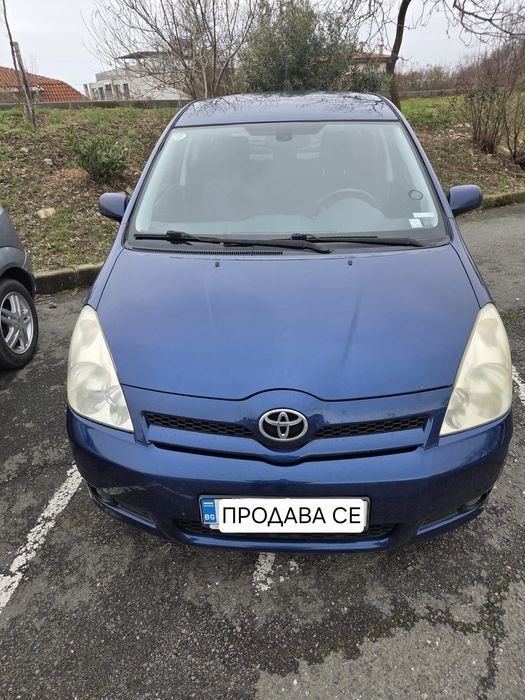 Продавам Toyota Corolla Verso